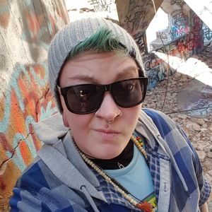 Meet your Posher, Riot